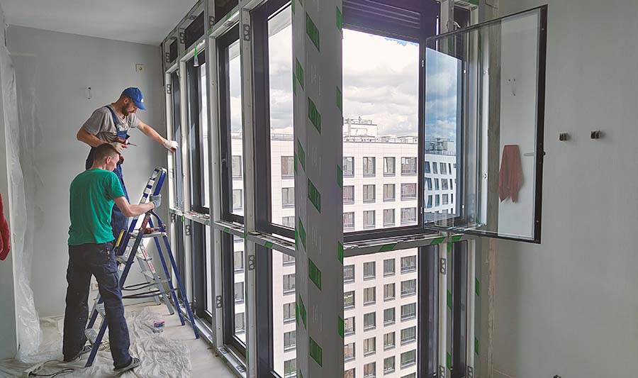 Проблемы и решения теплого остекления балконов в СПб